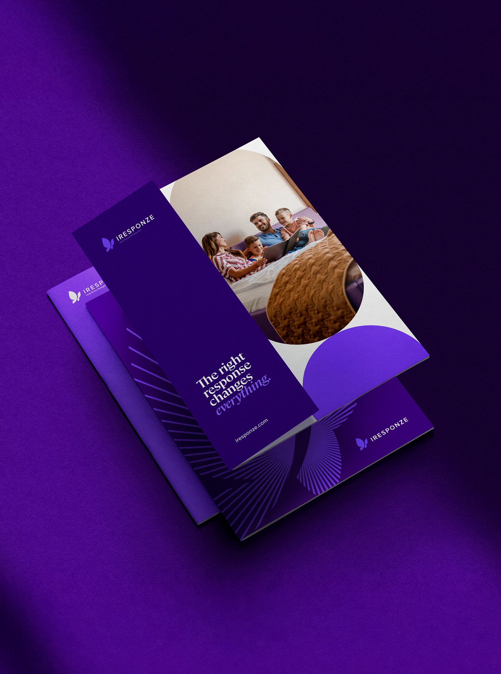 iResponze Brochure Design